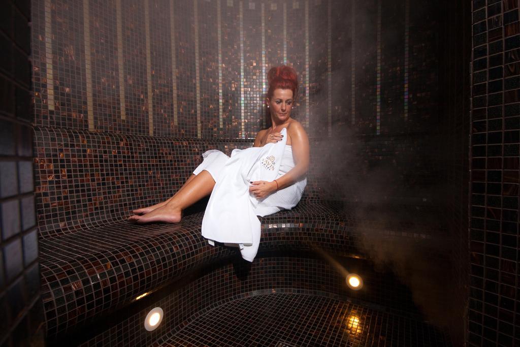 Xavin Wellness Hotel & Restaurant Harkány Extérieur photo